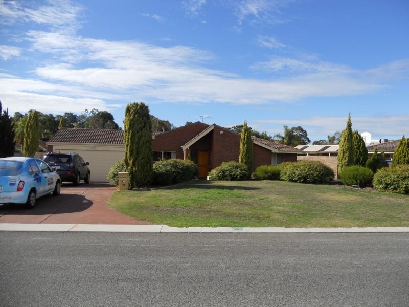 10 Twinkenham Drive, Kingsley WA 6026