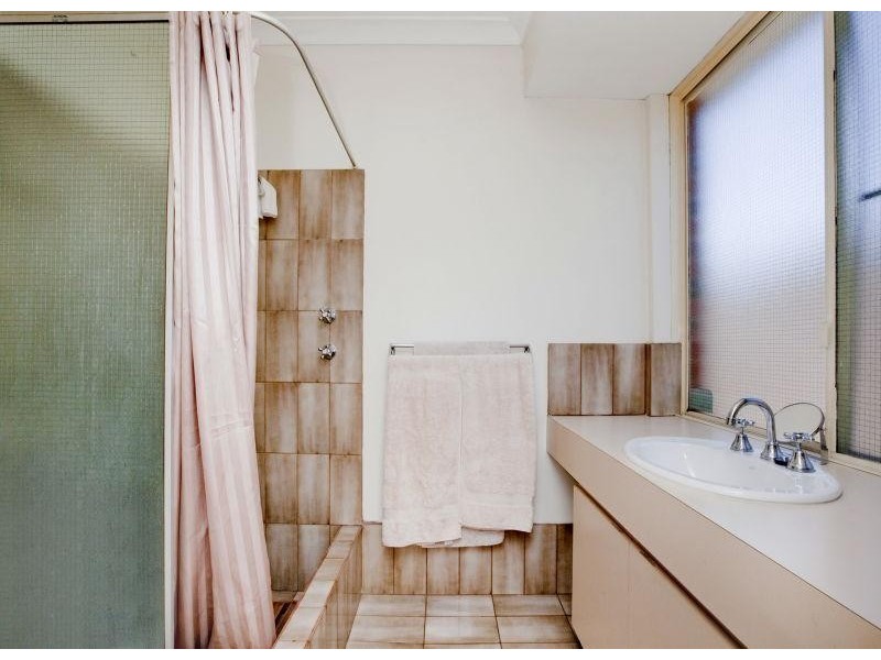 10 Twinkenham Drive, Kingsley WA 6026