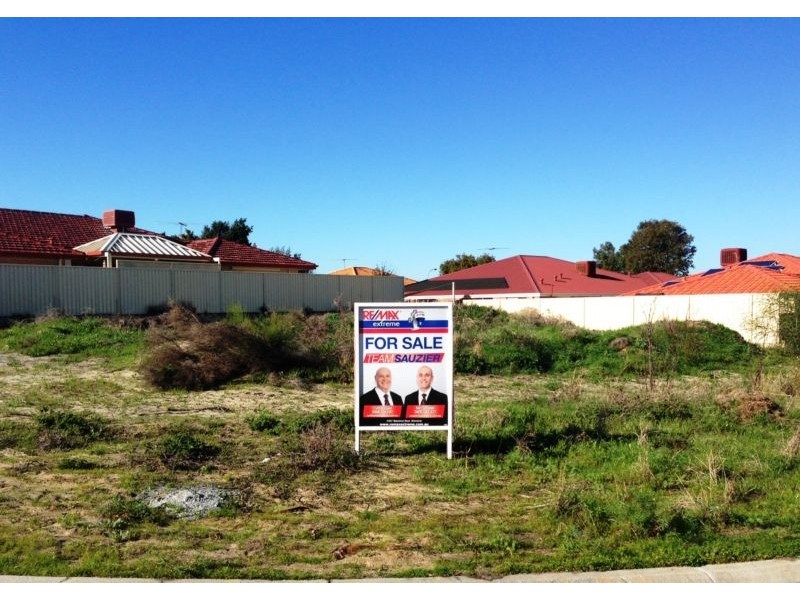 32 Kirkimbie Street, Carramar WA 6031