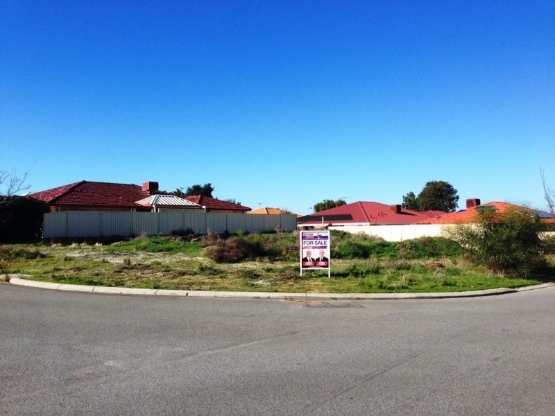 32 Kirkimbie Street, Carramar WA 6031