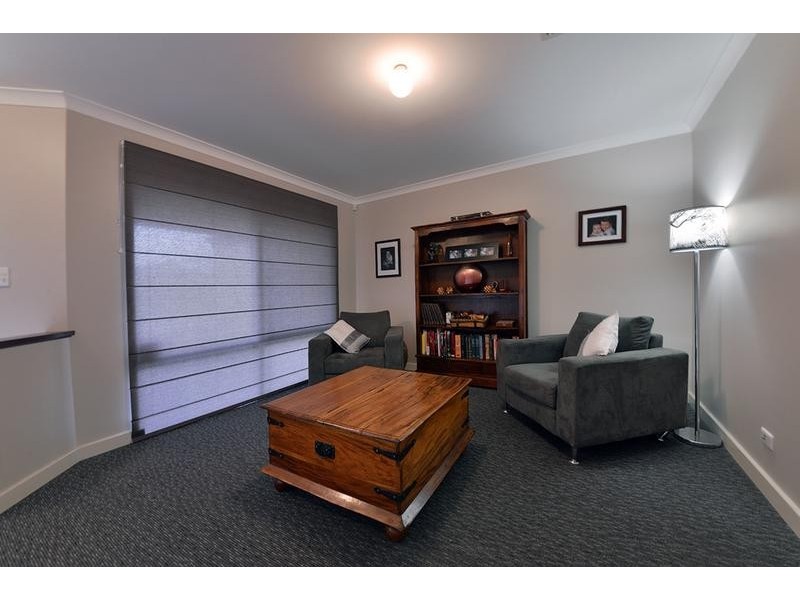 20 Whitsunday Avenue, Ridgewood WA 6030