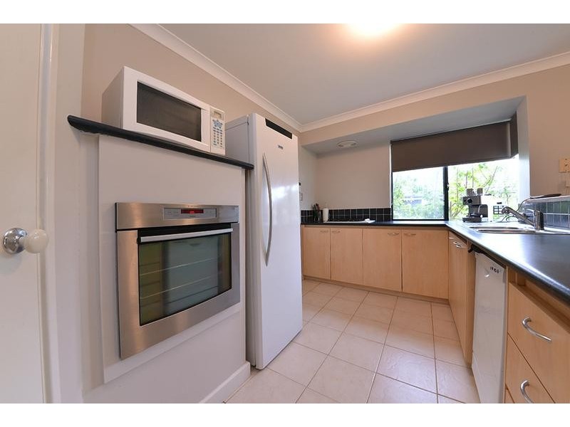 20 Whitsunday Avenue, Ridgewood WA 6030