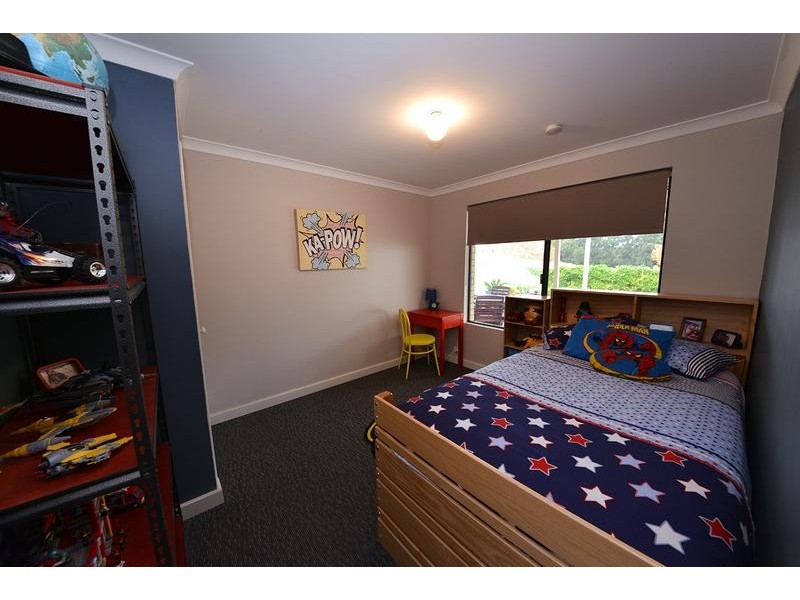 20 Whitsunday Avenue, Ridgewood WA 6030