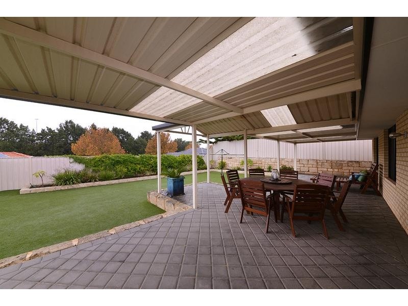 20 Whitsunday Avenue, Ridgewood WA 6030