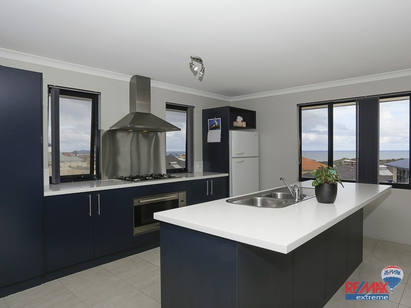 165 Lagoon Drive, Yanchep WA 6035