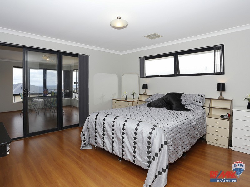 165 Lagoon Drive, Yanchep WA 6035