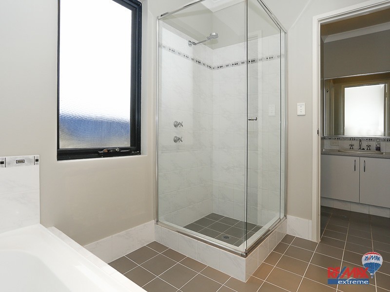 165 Lagoon Drive, Yanchep WA 6035