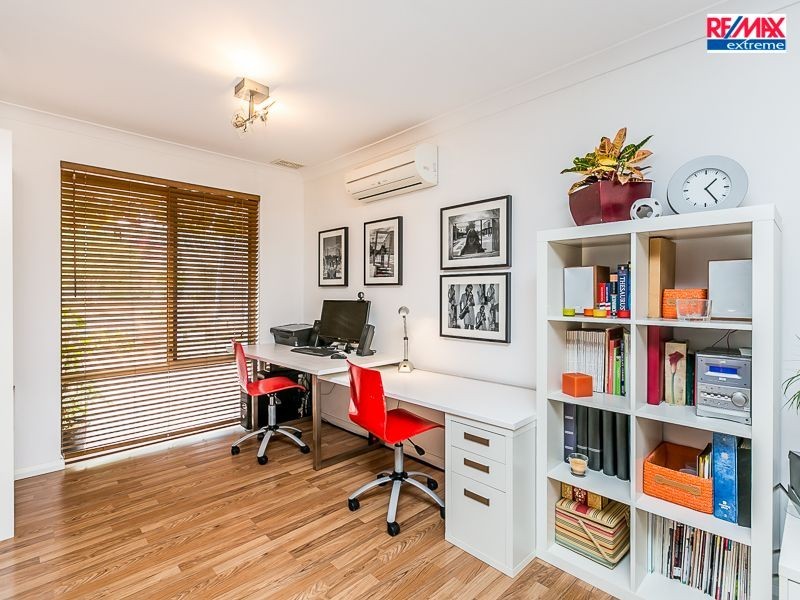 15 Roderick Court, Heathridge WA 6027