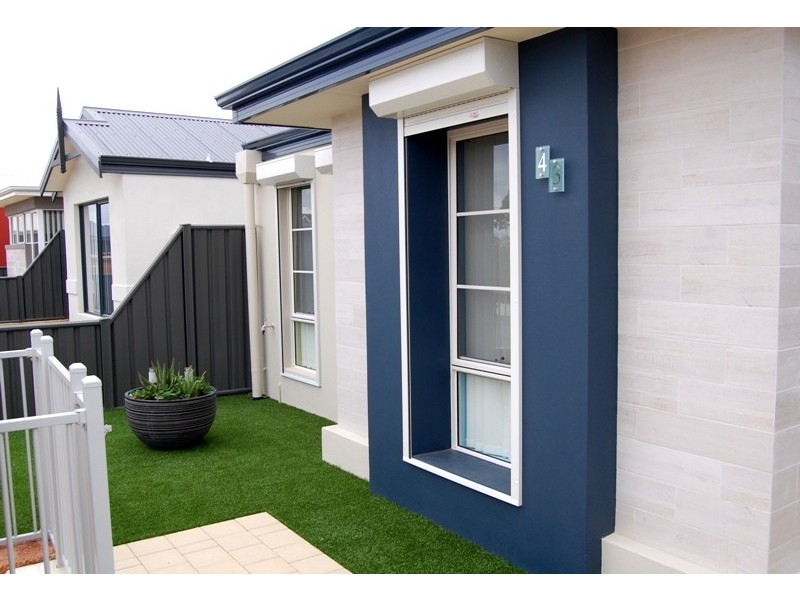 43 Sessilis Road, Banksia Grove WA 6031