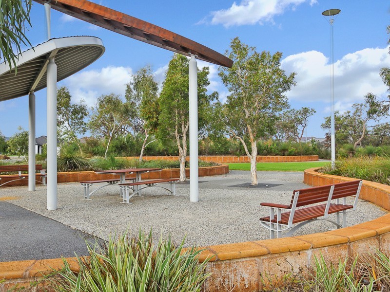 43 Sessilis Road, Banksia Grove WA 6031