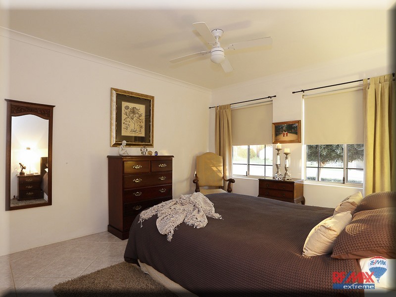 46 MacNaughton Crescent, Kinross WA 6028