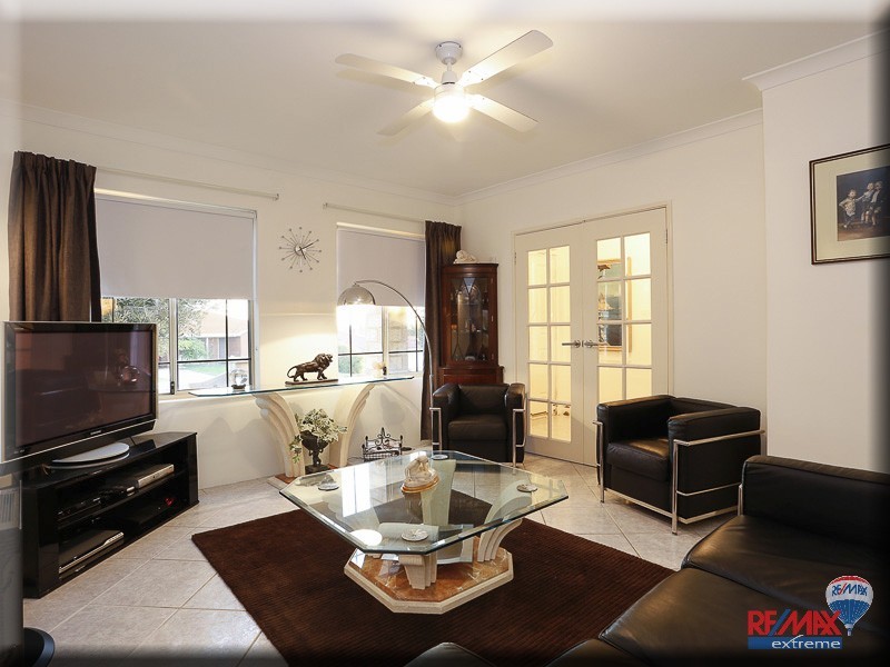 46 MacNaughton Crescent, Kinross WA 6028