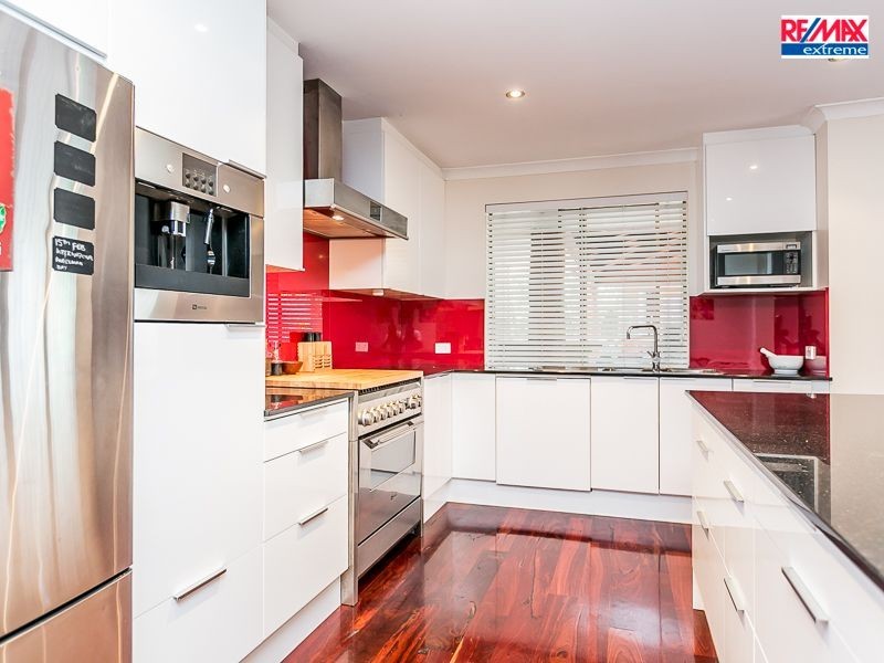 4 Iseo Place, Joondalup WA 6027