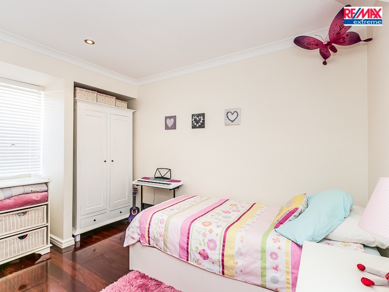 4 Iseo Place, Joondalup WA 6027