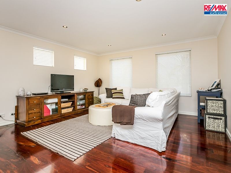 4 Iseo Place, Joondalup WA 6027