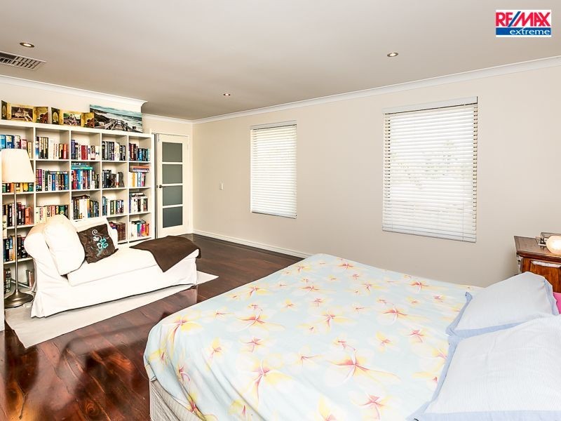 4 Iseo Place, Joondalup WA 6027