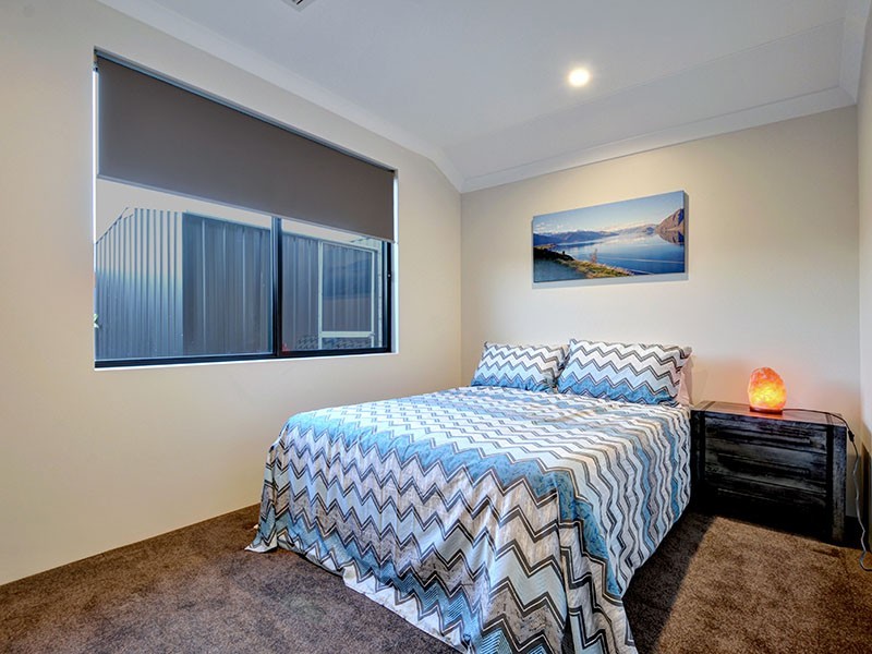 8 Grenache Chase, Pearsall WA 6065