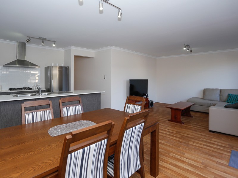 14 Conferta Link, Banksia Grove WA 6031