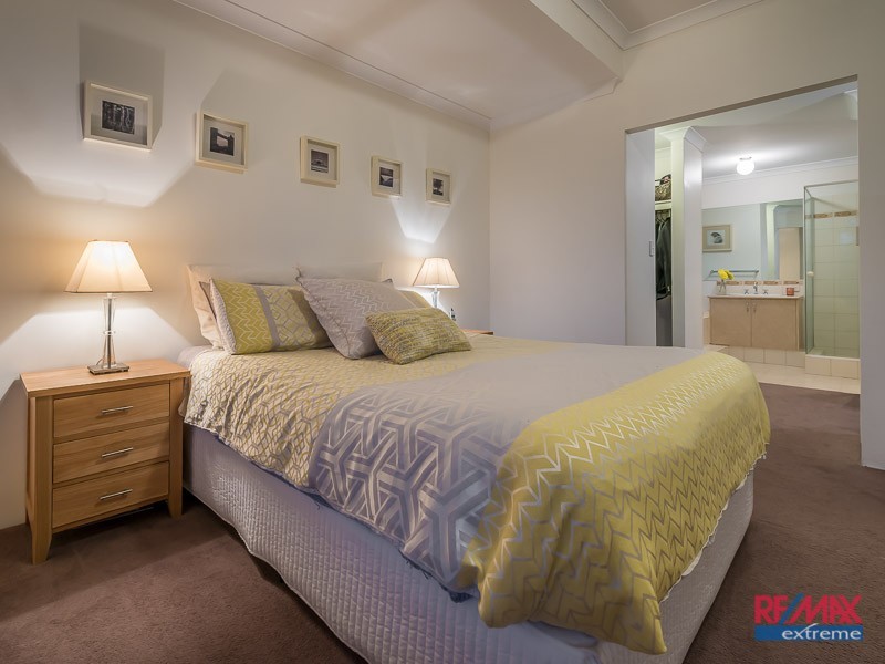 5 Sanderstead Loop, Butler WA 6036