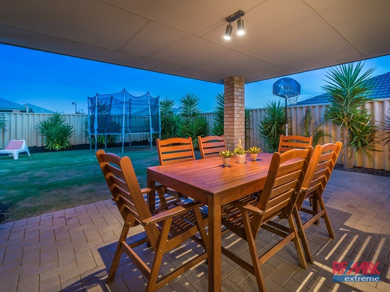 5 Sanderstead Loop, Butler WA 6036