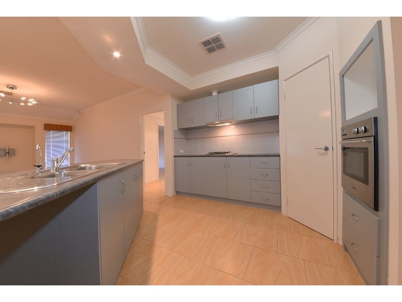 4 Rometta Way, Sinagra WA 6065
