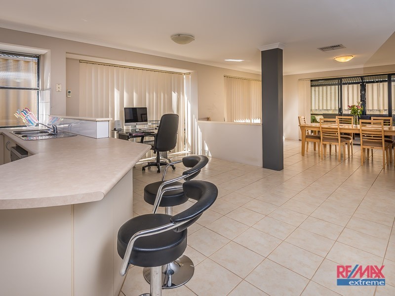 44 Sanderstead Loop, Butler WA 6036