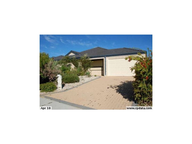 18 Pennine Pass, Merriwa WA 6030