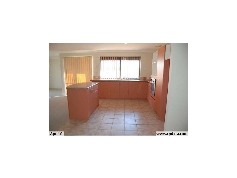 18 Pennine Pass, Merriwa WA 6030