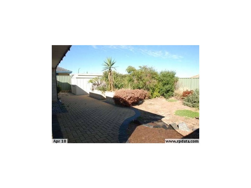 18 Pennine Pass, Merriwa WA 6030