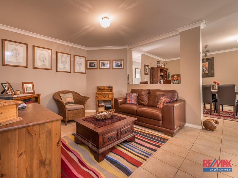 5 Ayr Way, Mindarie WA 6030