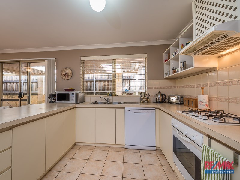 5 Ayr Way, Mindarie WA 6030