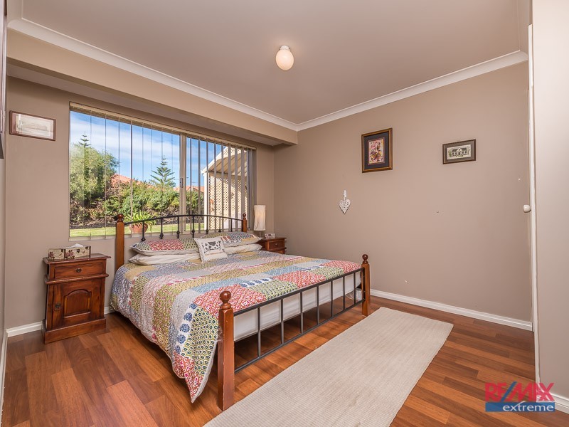 5 Ayr Way, Mindarie WA 6030