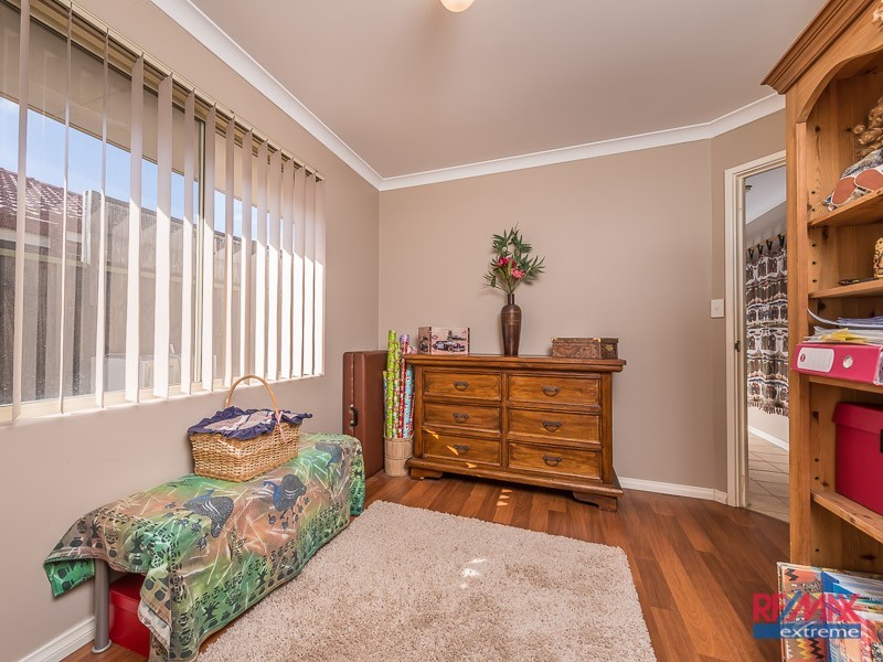 5 Ayr Way, Mindarie WA 6030