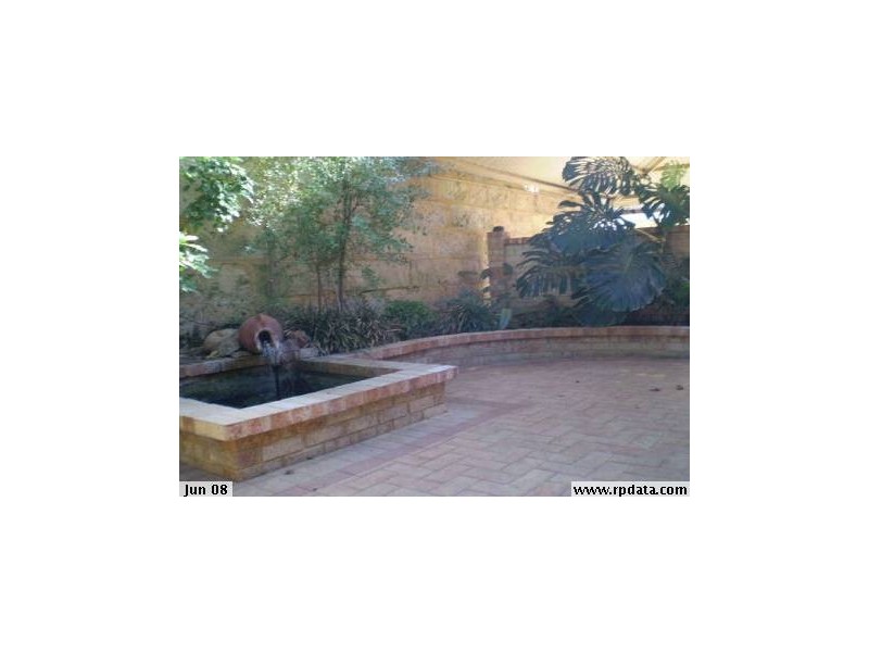 27 Avondale Court, Mindarie WA 6030