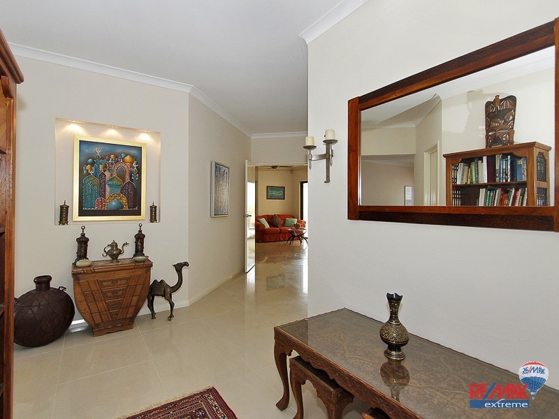 22 St Lucia Road, Iluka WA 6028