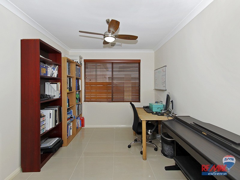 22 St Lucia Road, Iluka WA 6028