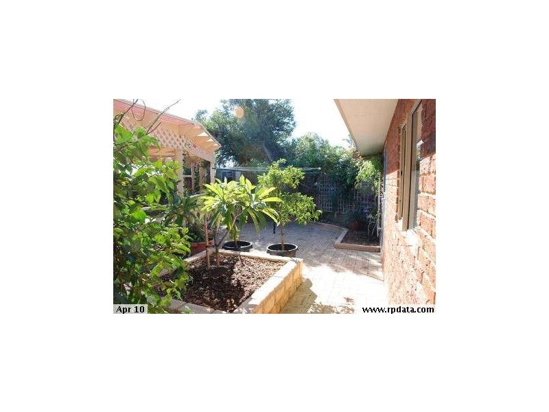 9 Throssel Place, Clarkson WA 6030