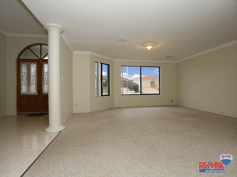 45 Lithgow Drive, Clarkson WA 6030