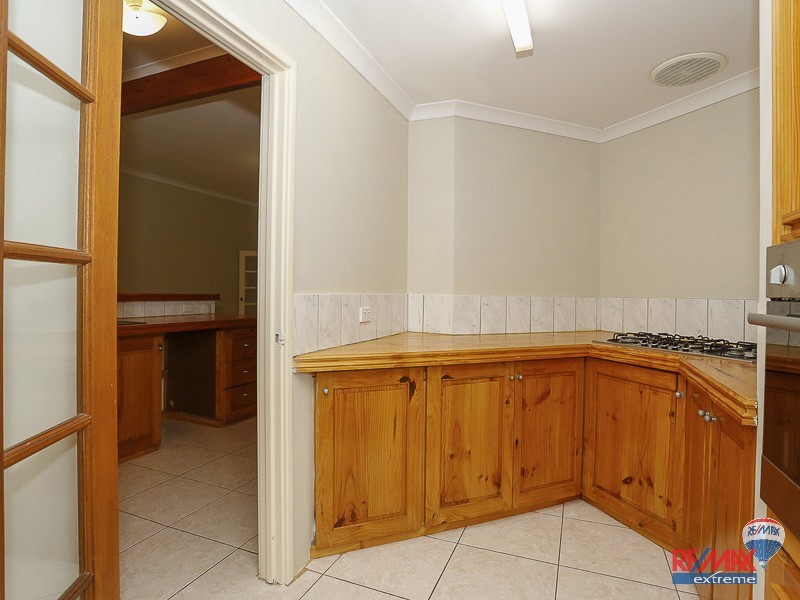 45 Lithgow Drive, Clarkson WA 6030