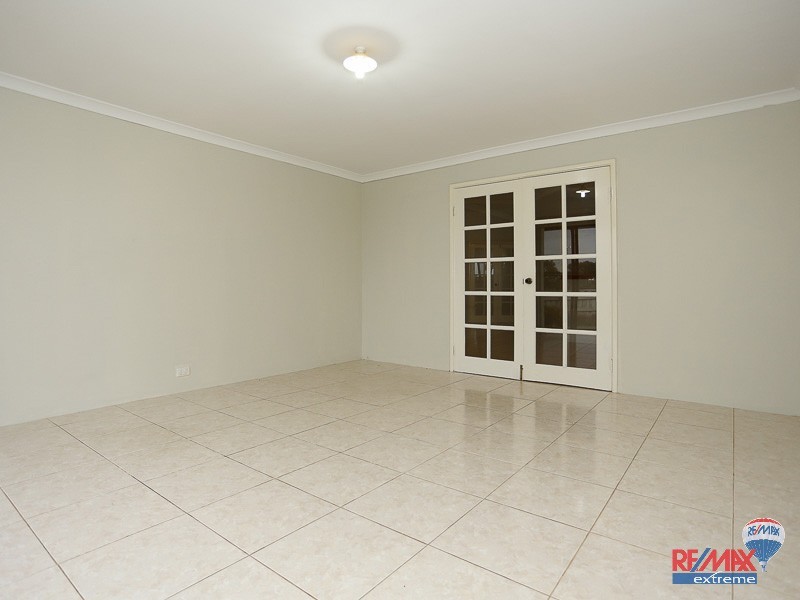 45 Lithgow Drive, Clarkson WA 6030