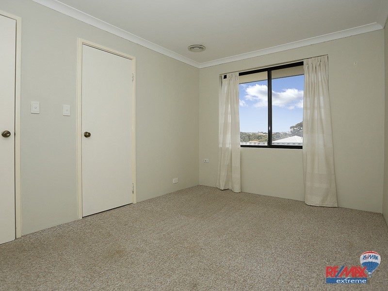 45 Lithgow Drive, Clarkson WA 6030