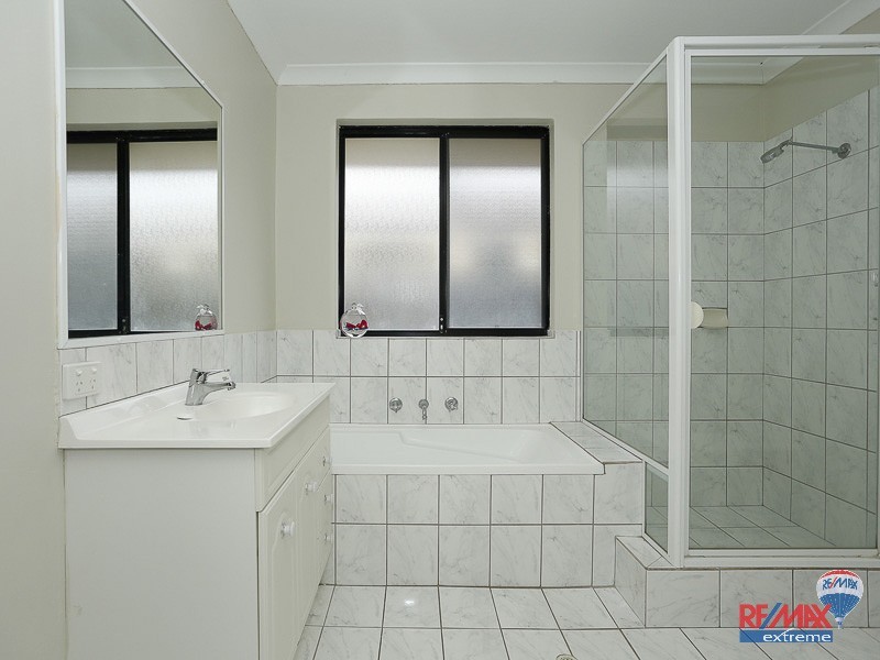 45 Lithgow Drive, Clarkson WA 6030