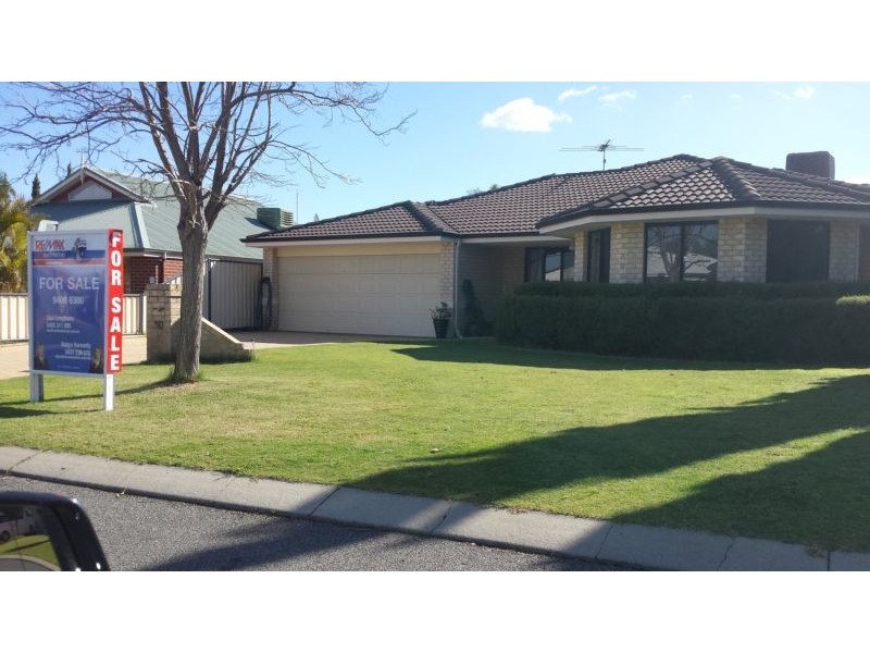 30 Merrang Circuit, Carramar WA 6031