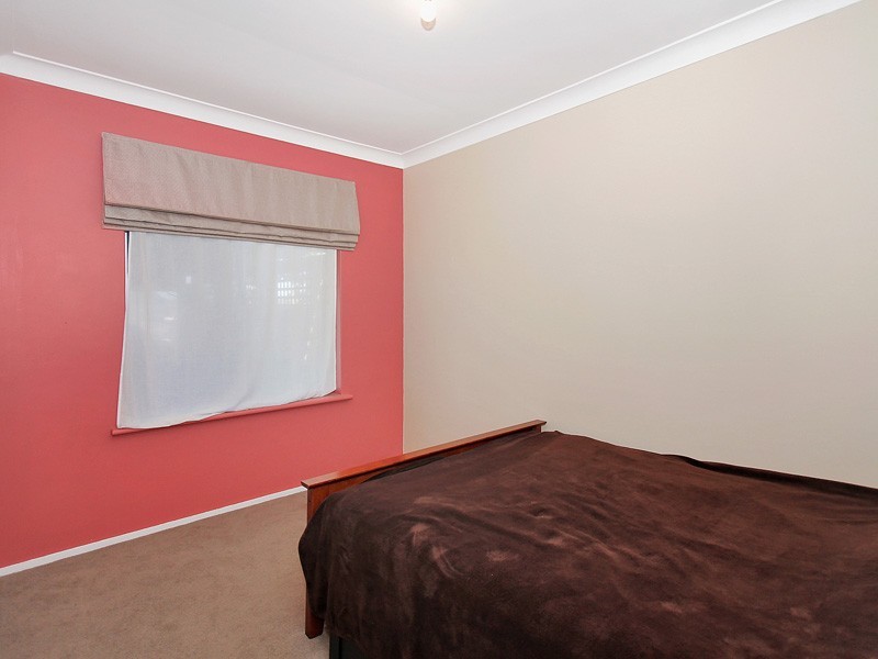 8 Rosewood Heights, Craigie WA 6025