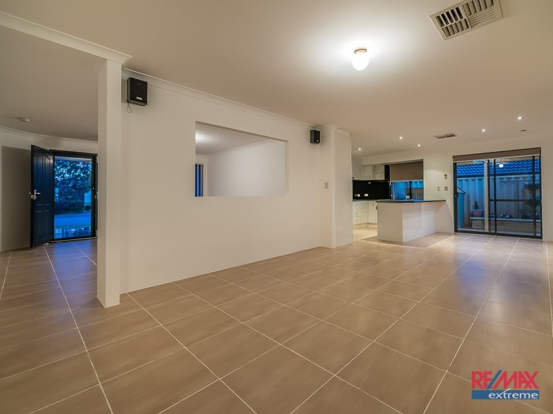 7 Chatburn Street, Butler WA 6036