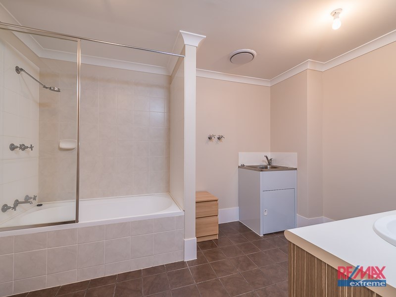 54A Kahana Parkway, Butler WA 6036