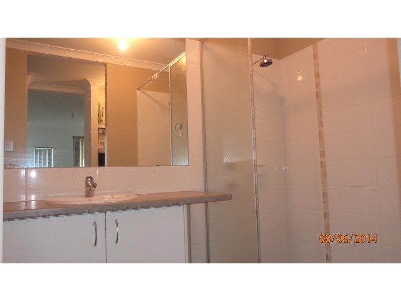 60 Salwood Loop, Banksia Grove WA 6031