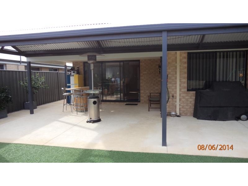 60 Salwood Loop, Banksia Grove WA 6031