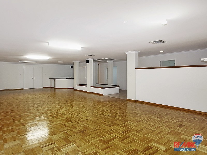 32A Peninsula Road, Maylands WA 6051