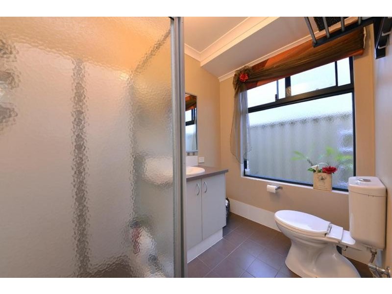 10 Beckman Road, Tapping WA 6065